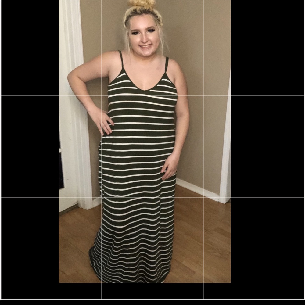 Long Maxi Dress with pockets - Zenana